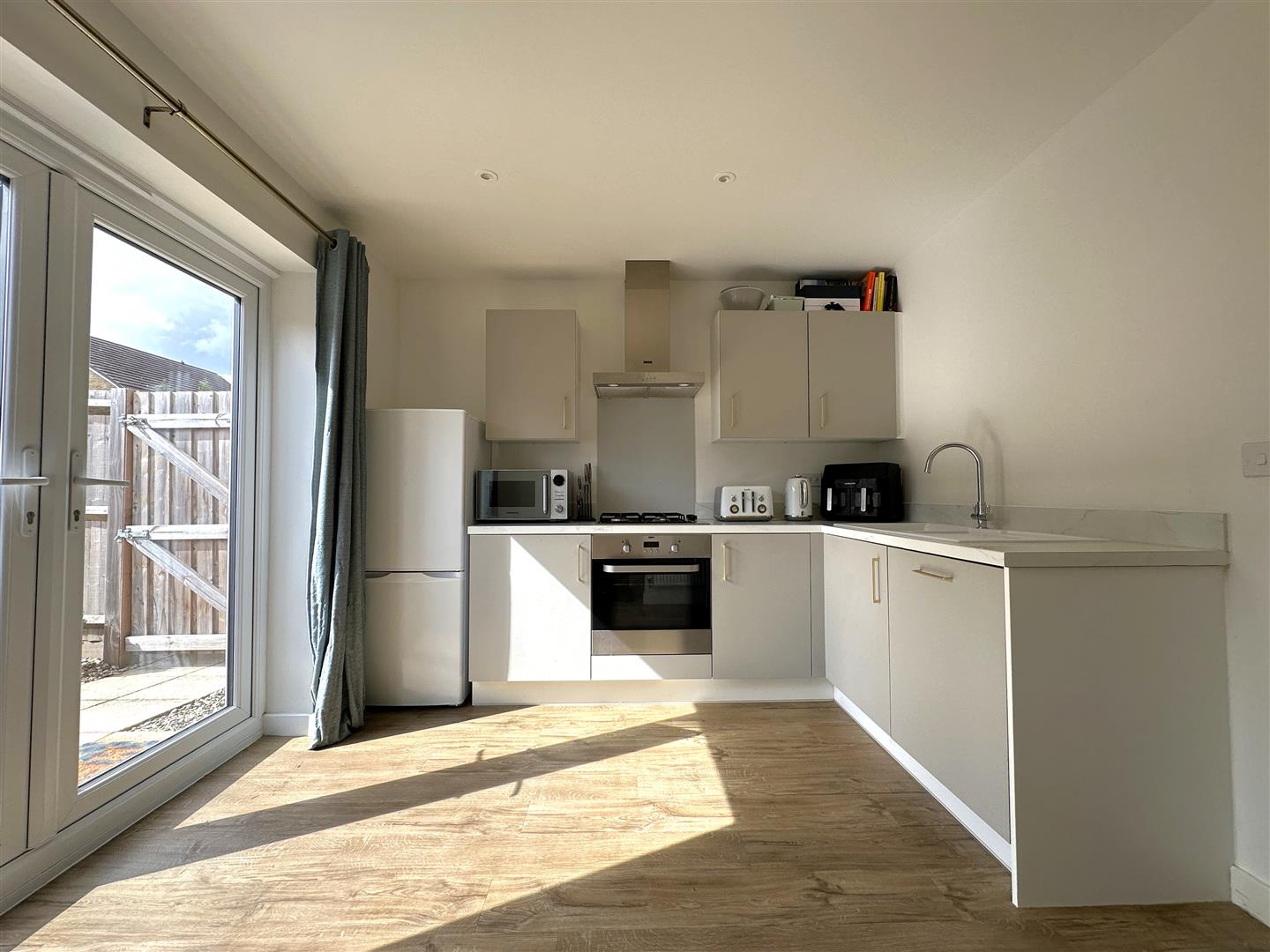 Deere Avenue, Chippenham